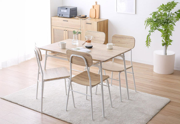 Conjunto de Mesa de Comedor con 4 Sillas, Madera y Metal. YS2123.